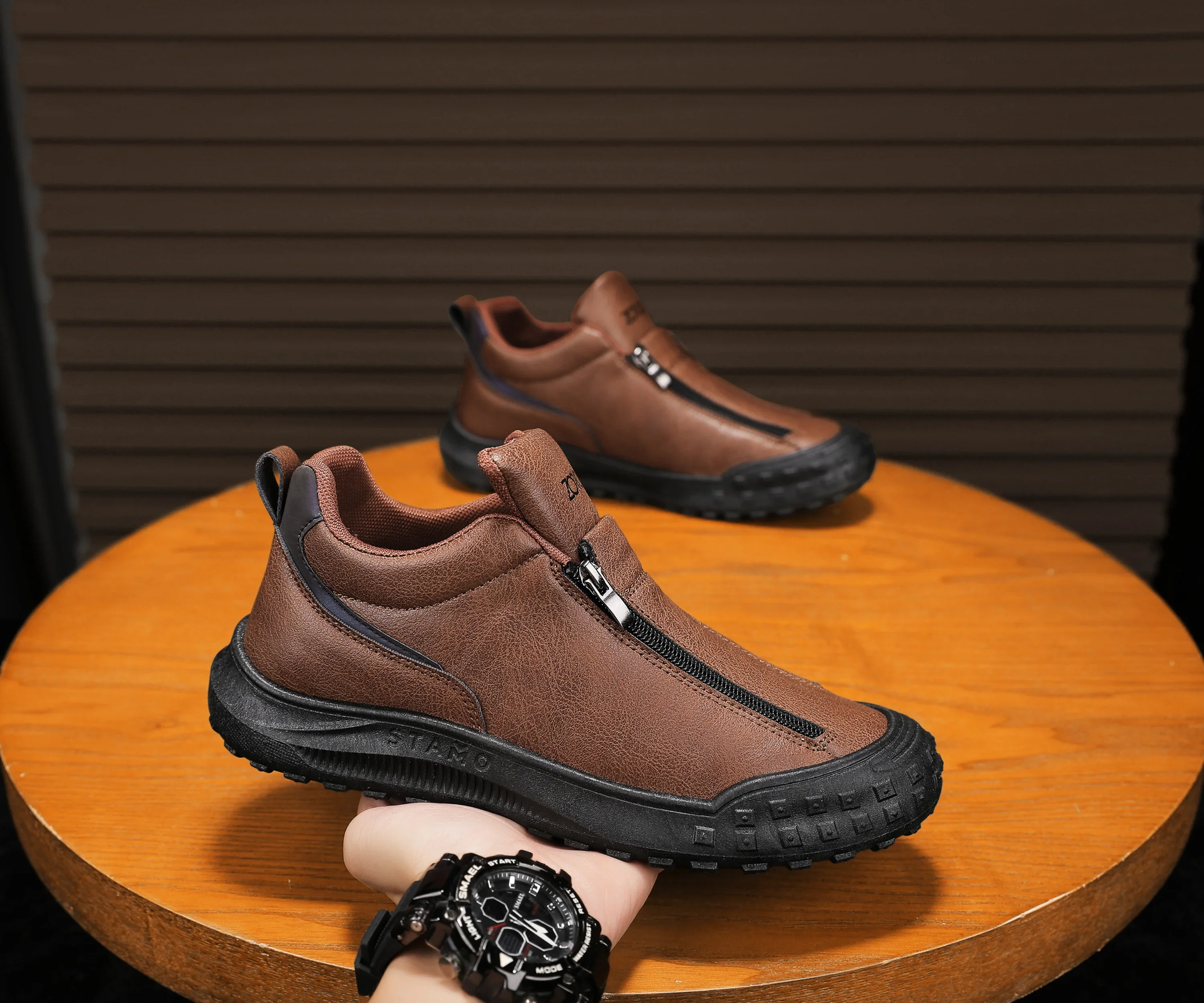 Autumn and Winter Popular Mid-top Zipper Tire-soled Outdoor Sports Shoes for Men 2