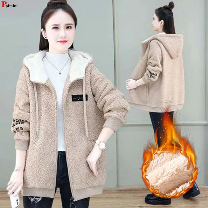 

Faux Lamb Fur Winter Hooded Embroidery Loose Sweatshirt Coat Korean Warm Tops Jacket Thicken Plush Lined Long Sleeve Casaco