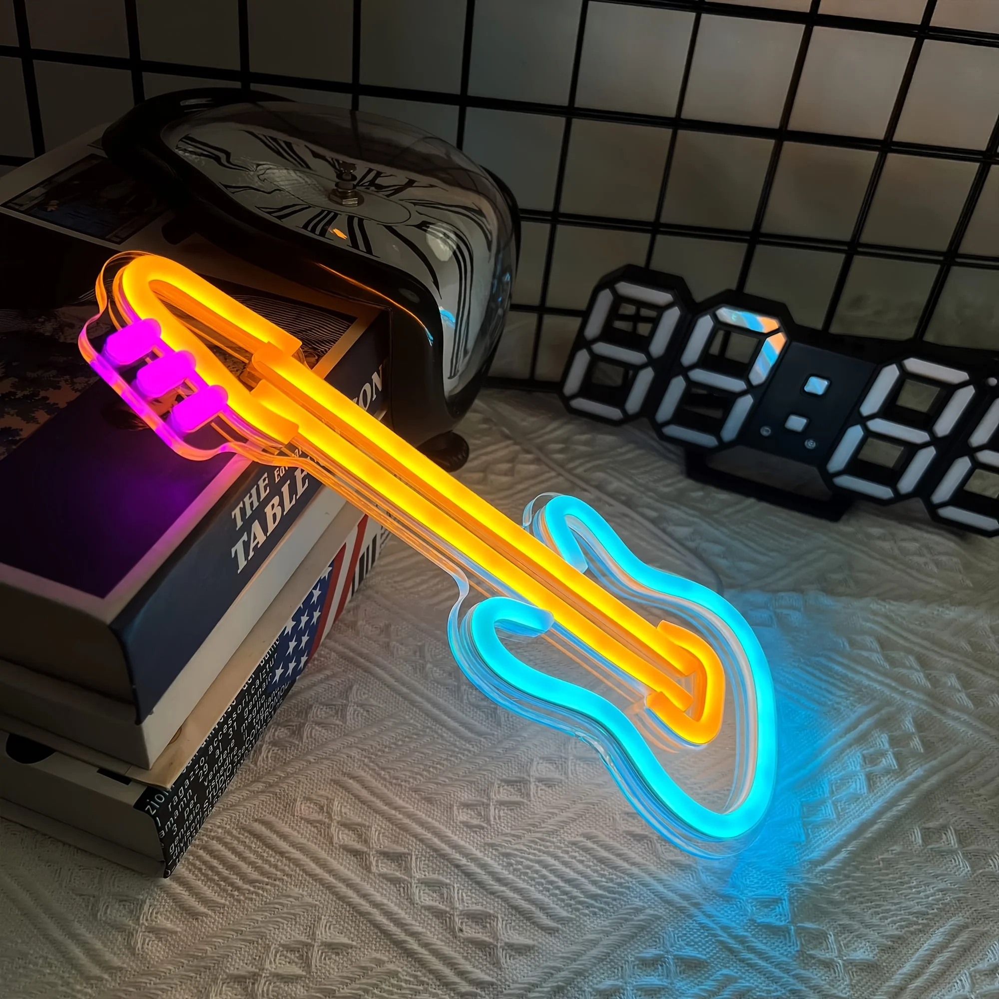 鮮やかなLEDネオンギターライトで、音楽スタジオの雰囲気を作成、完璧