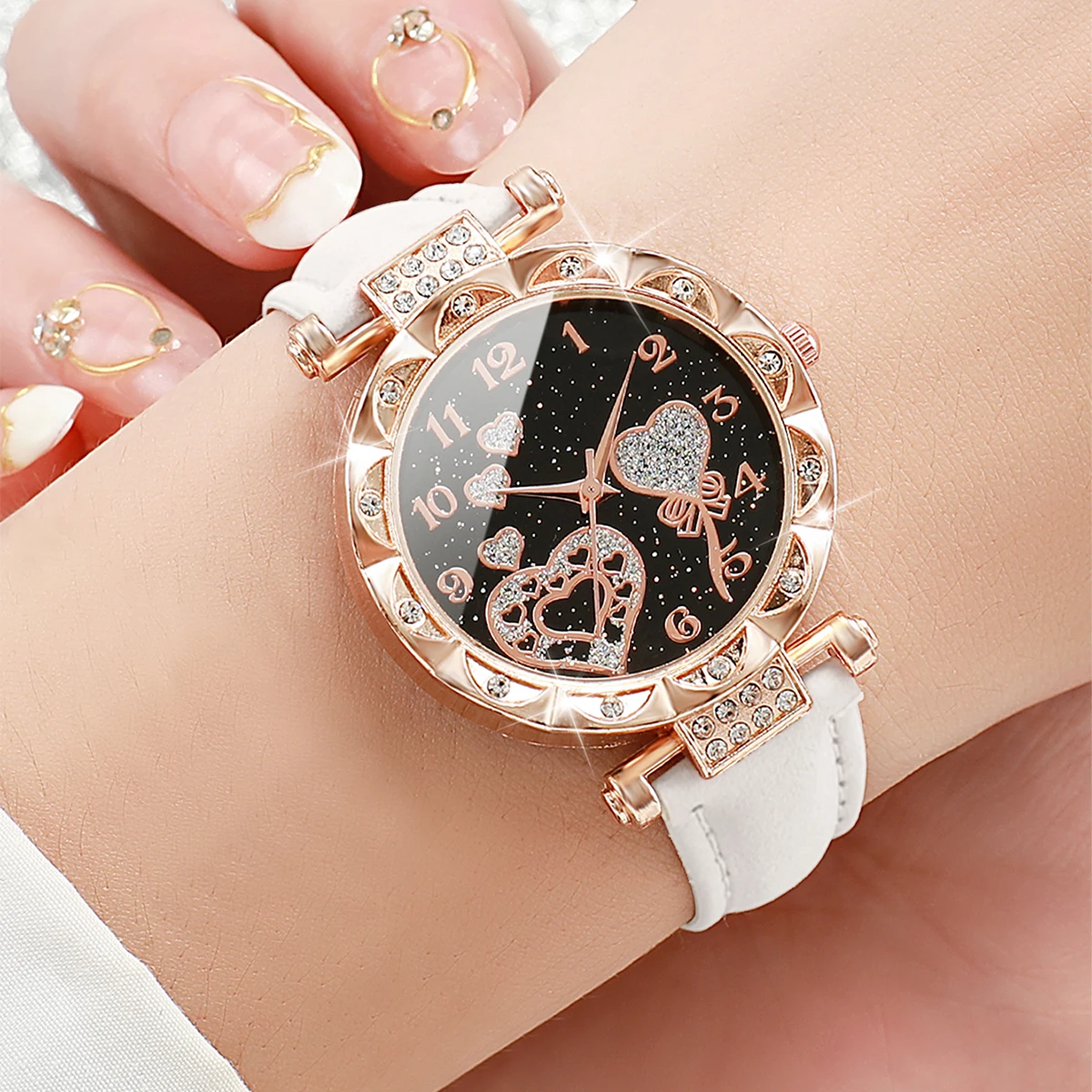 3pcs/set Women Fashion Leather Strap Heart-shaped Dial Quartz Watch for Ladies Black White Pink Set 4