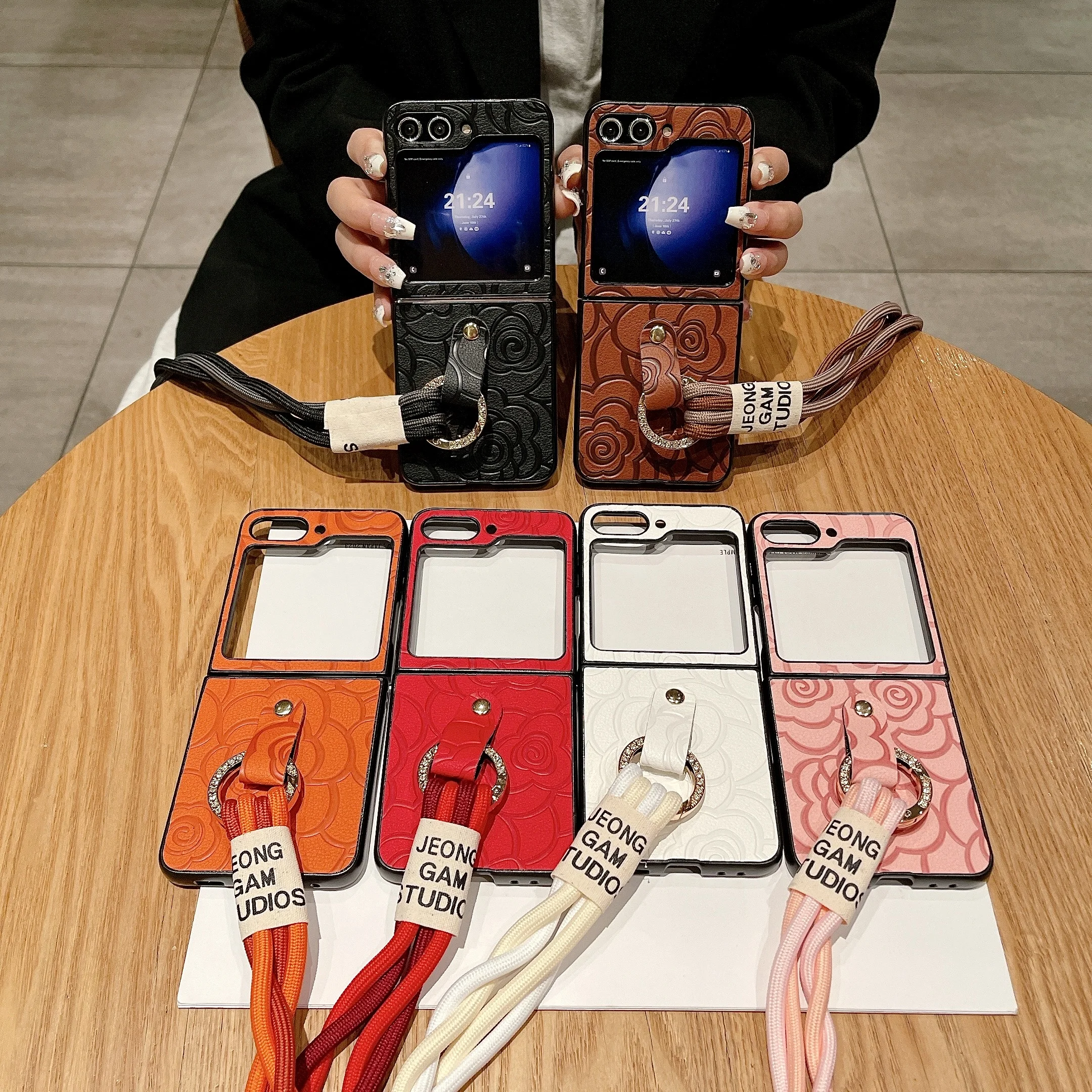 Camellia Diy Phone Case For Samsung Galaxy Z Flip 3 4 5 5G Long Lanyard Protective Shell Flip3 Flip4 Flip5 Cover