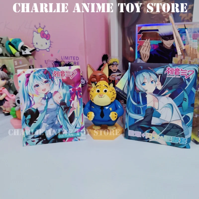 Starlight Shining Hatsune Miku Collectible Badge - Cosplay Prop & Fan Toy