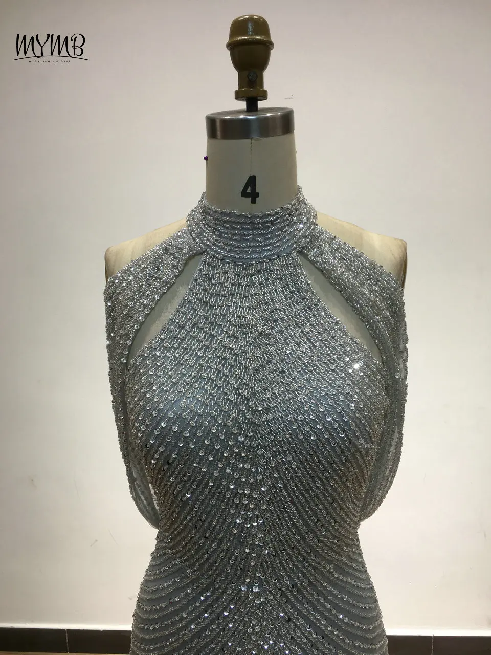 MYMB Arabisch Atemberaubendes Neckholder Meerjungfrau Abendkleid für Frauen Promi Luxus Perlen High Split Hochzeit Kleid DJA006 – Detail 7