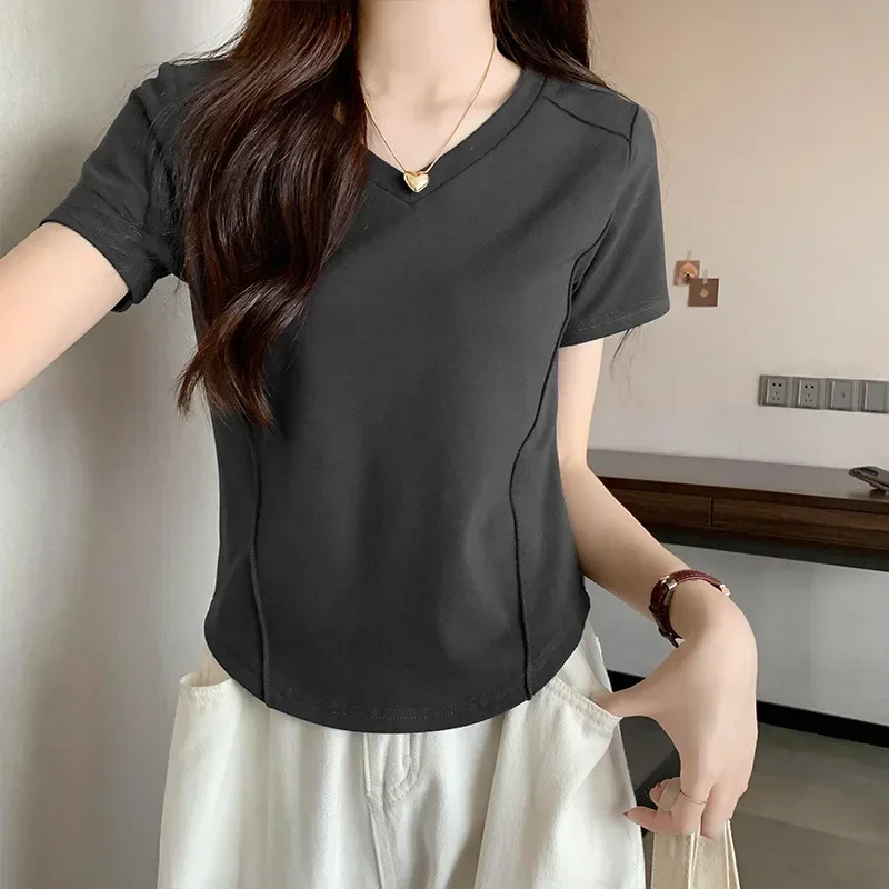 

Round neck short sleeve slim T-shirt woman black