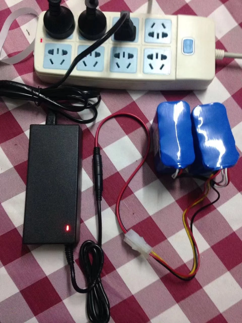 

Батарея Yujin Robot Kobuki Turtlebot2 специальное зарядное устройство для батареи 2200 мАч 4400 мАч 10400 мАч Turtlebot2