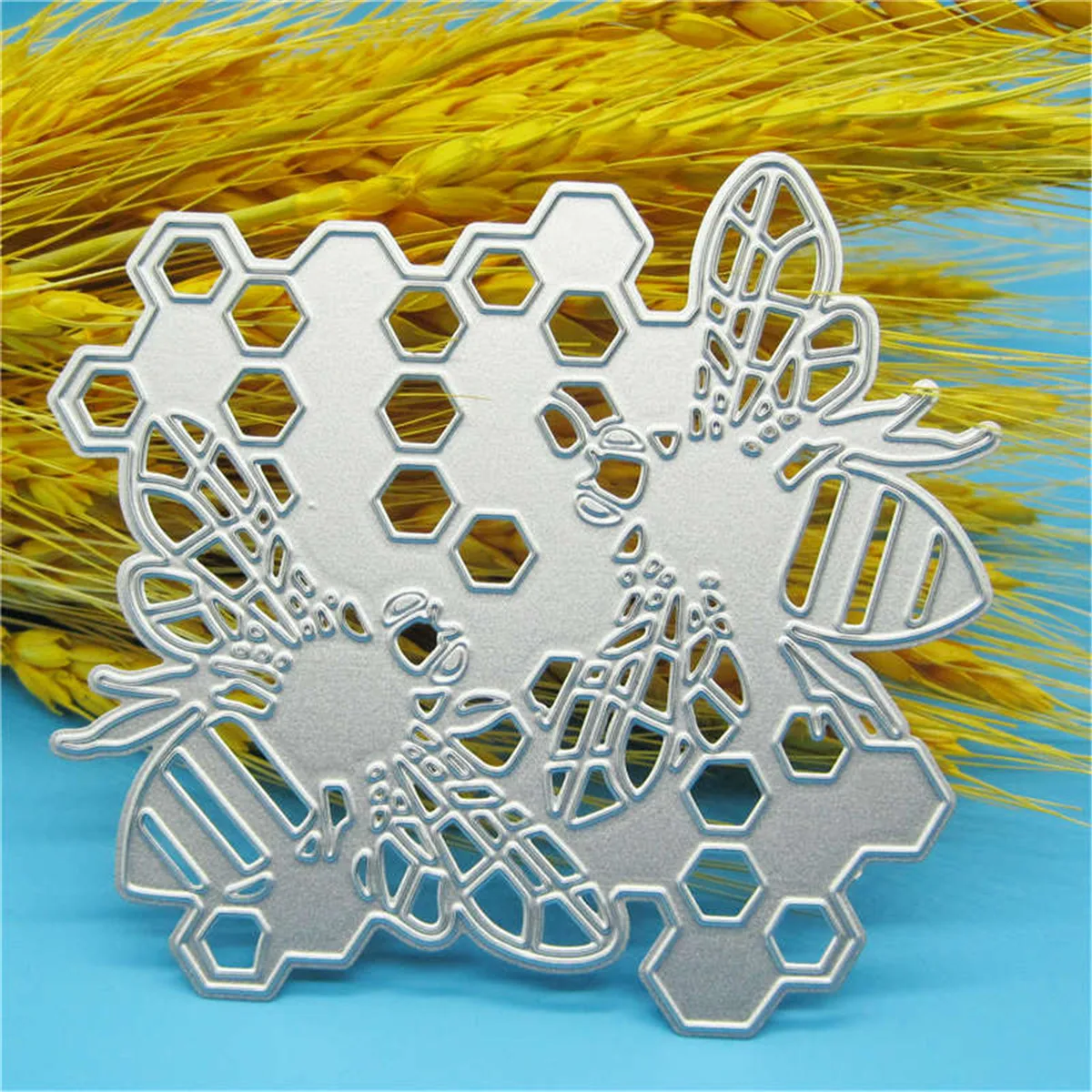 

Bees Shape Metal Cutting Die DIY for Scrapbooking Decoration Crafts