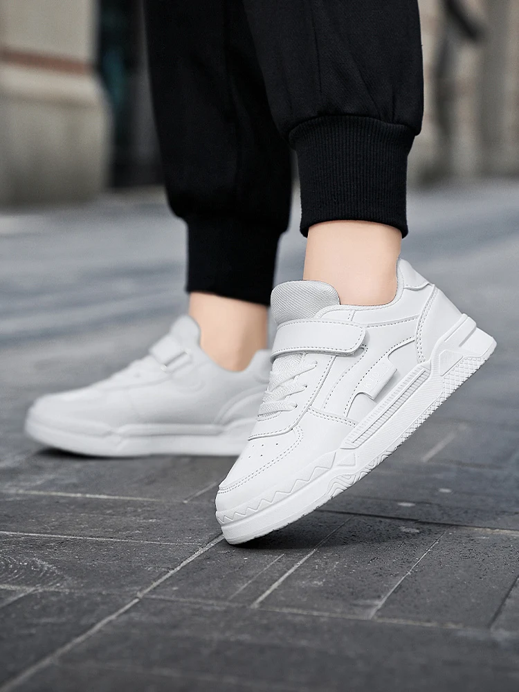 Scarpe con pannello in pelle esplosiva anno 2024_voghion.com