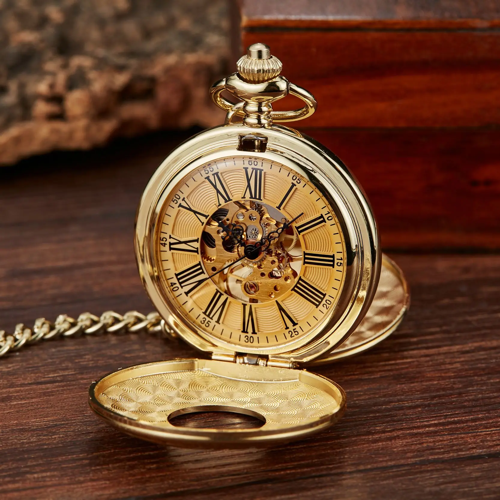 

Luxury Golden Mechanical Pocket Watch for Men Women Smooth Vintage Roman Numeral Dial Man Fob Chain Pendant Clock for Collection