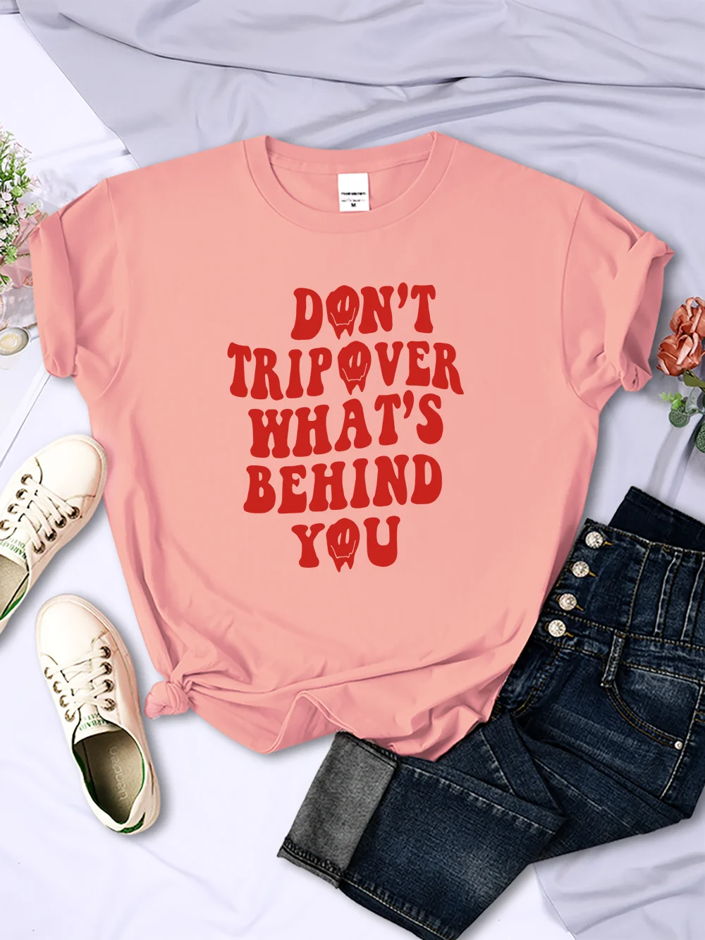 

Don'T Tripover What'S Behind You Letter Female T-Shirt Fashion Casual Tshirt Street Hip Hop Short Sleeve Summer Loose Clothes