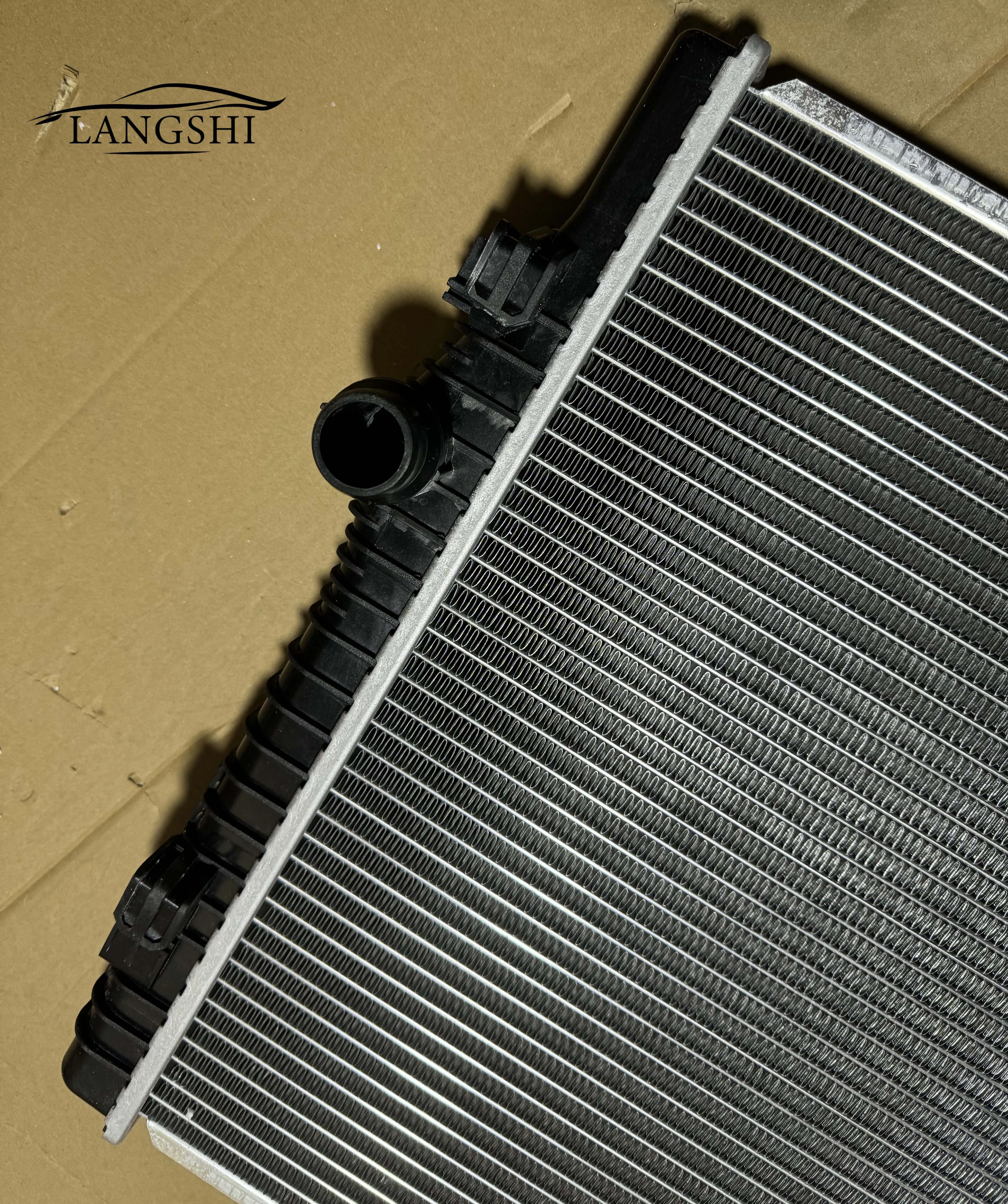 5QD121251S Auto spare parts Radiator for VW AUD 5Q0121251GN 5Q0121251ET 5Q0121251EP 5QD121251C 5QD121251FN 5QD121251AB