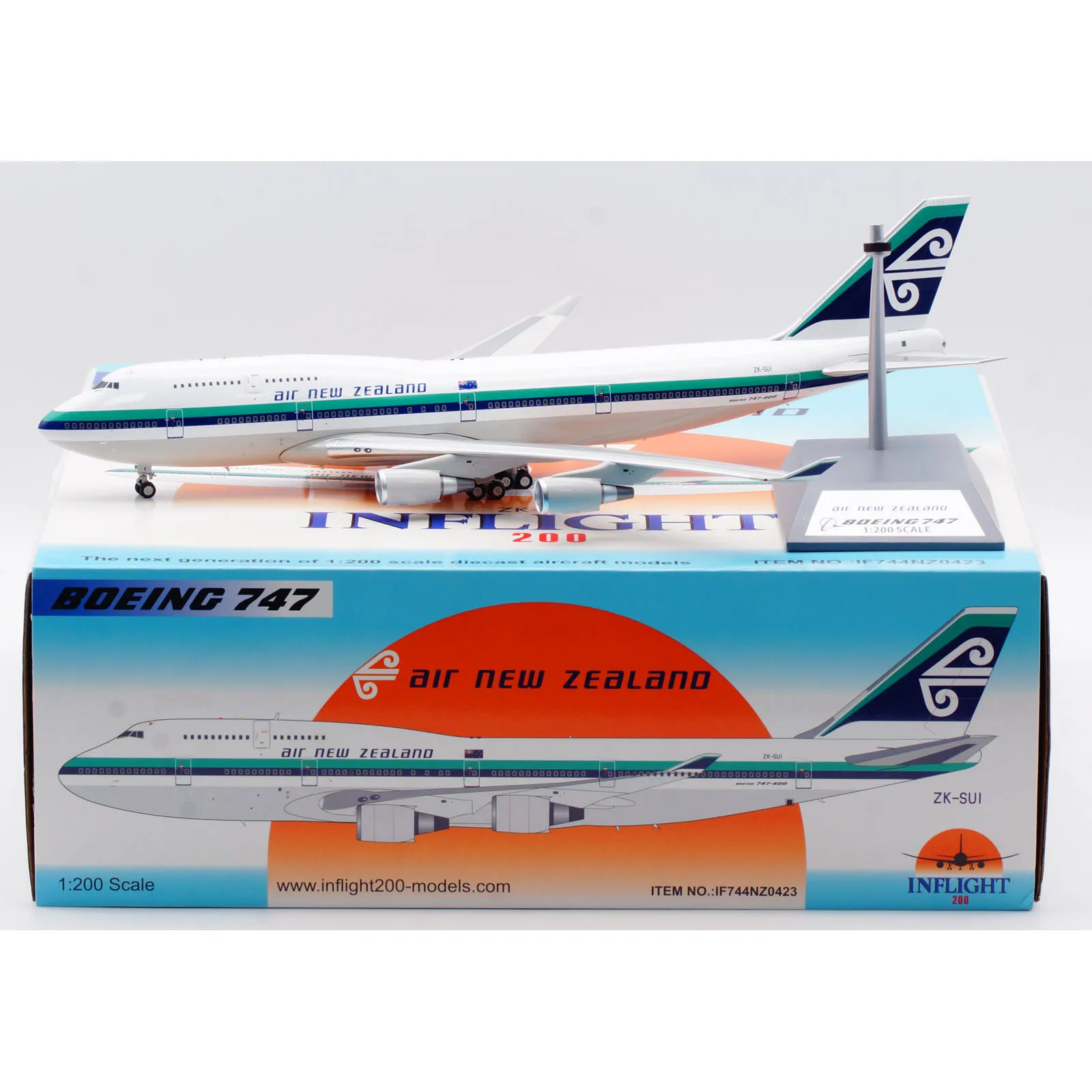 

IF744NZ0423 Alloy Collectible Plane Gift INFLIGHT 1:200 Air New Zealand Boeing B747-400 Diecast Aircraft Jet Model ZK-SUI