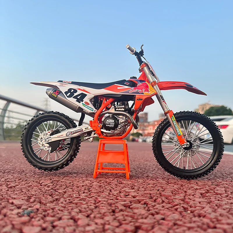 Maisto 1:6 2018 KTM 450 SX-F 팩토리 에디션 84 합금 트랙 레이싱 오토바이 모델, 금속 스포츠 오토바이 모델, 어린이 장난감 선물