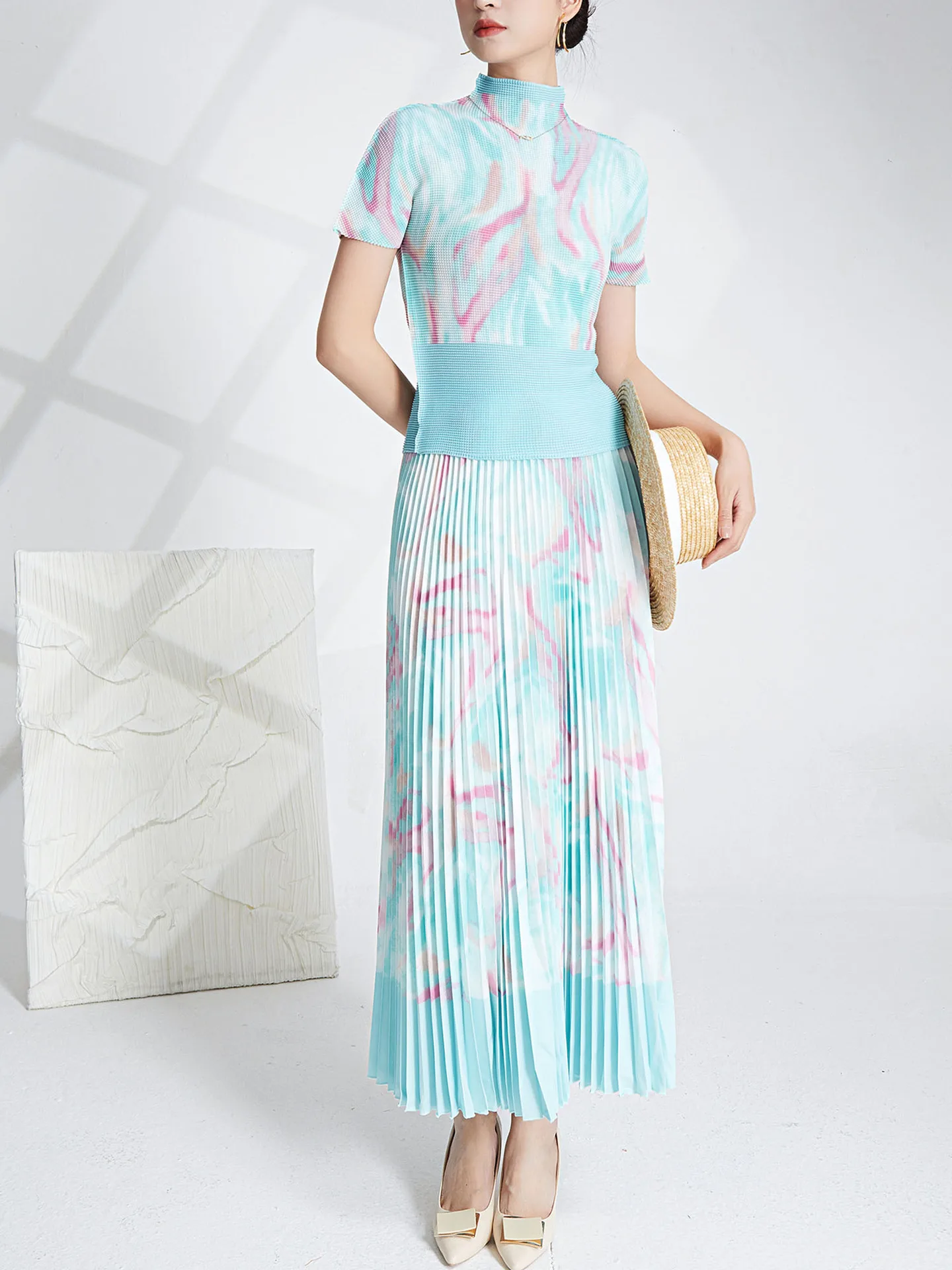 

Miyake pleated temperament set printed short-sleeved T-shirt slim slim A-line skirt with a two-piece set