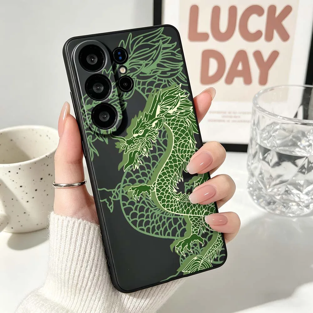 Luxury East Dragon Pattern Phone Case - Elegant Black Cover