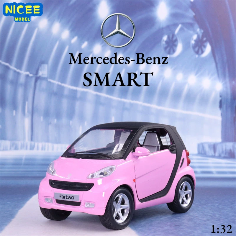 1:32 Mercedes-Benz SMART High Simulation Diecast Car Metal Alloy Model Car Children's toys collection gifts E11
