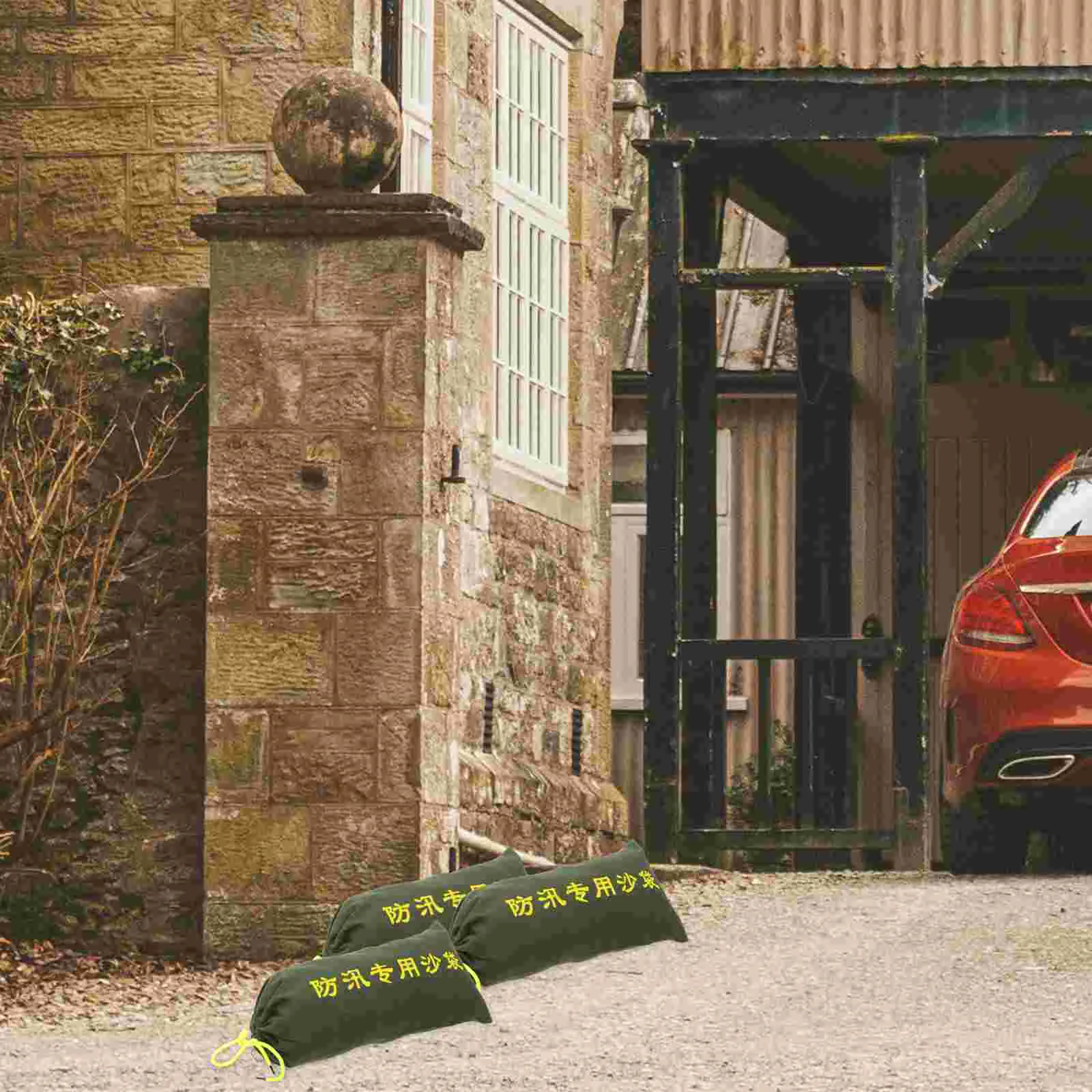 Рисунок 2 - Водный барьер, мешки для песка