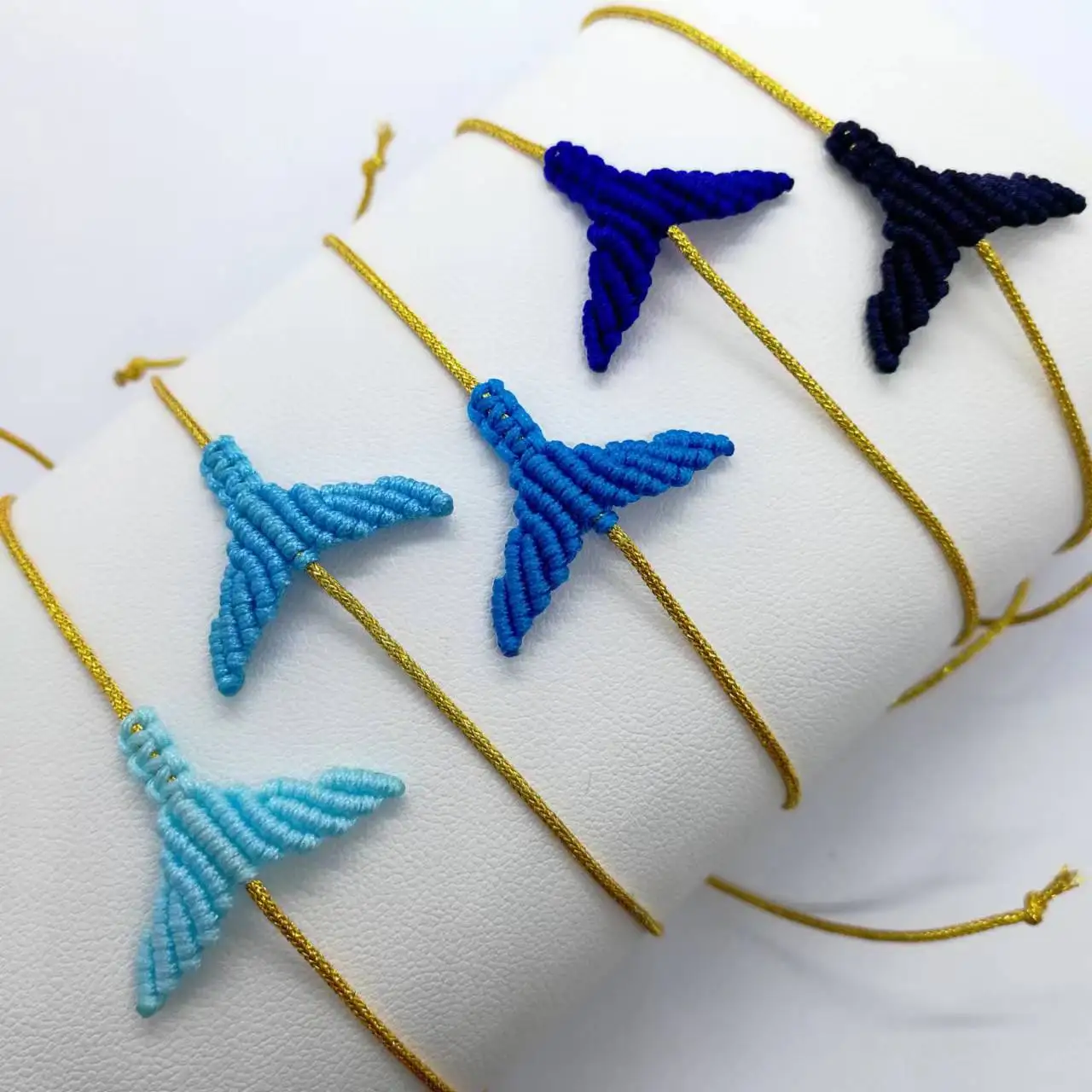 Fish Tail Whale Bracelet Handiwork Hand Knitting Gold Rope Chain