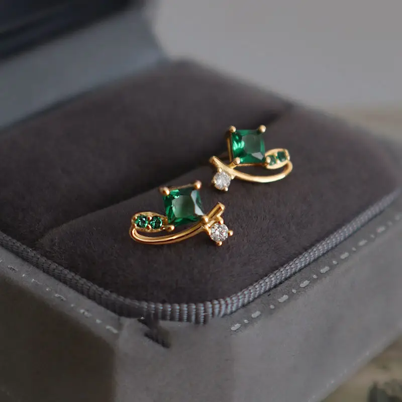 [Flowing Stars] Emerald Stud Earrings 2021 New Trendy Summer Elegant French Retro S925 Silver Women |