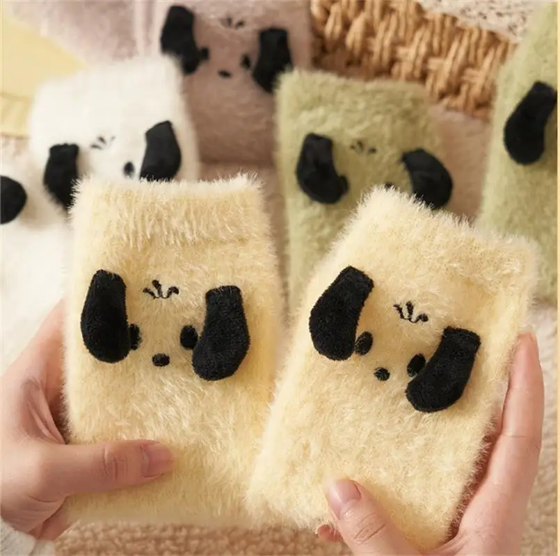 

Winter Mink Plush Socks Cartoon Cute Dog Thickened Warm Soft Velvet Home Floor Sleeping Socks Mid Tube Postpartum Stockings