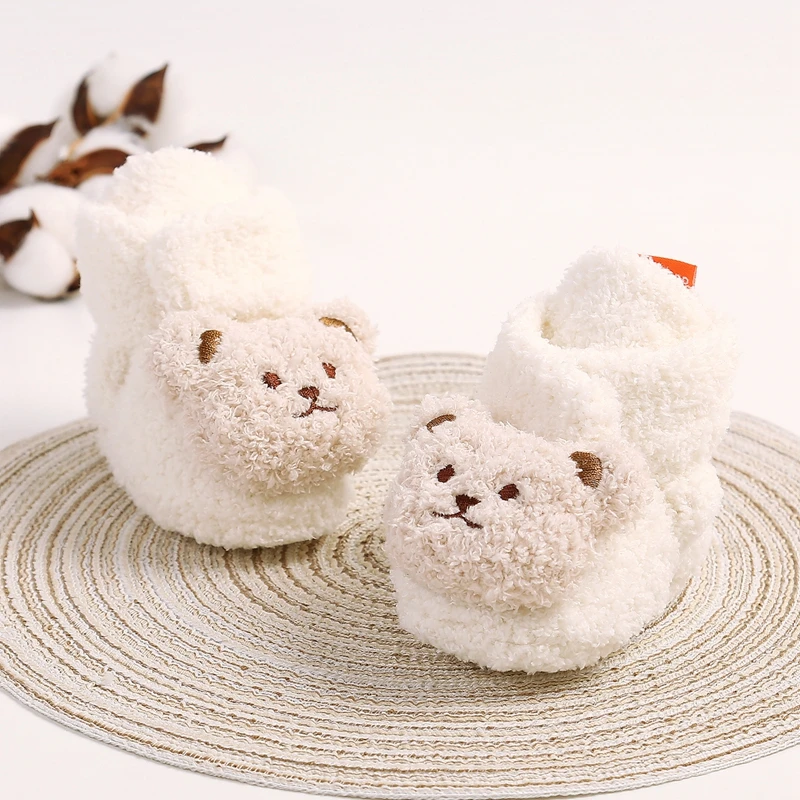 Suefunskry Baby Fuzzy Booties Cute 3D Bear Head Pattern Soft Sole Non-Slip Crib Shoes for Fall Winter
