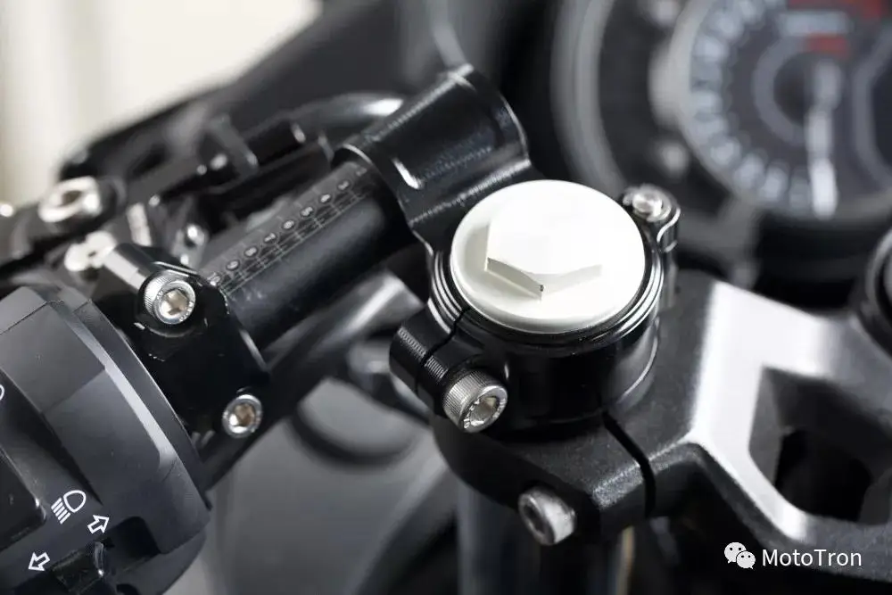 MOTO-TRON  CNC ڵ  Ŭ  ũ ڵ  Ŭ , ͻŰ  400 2018-2025 