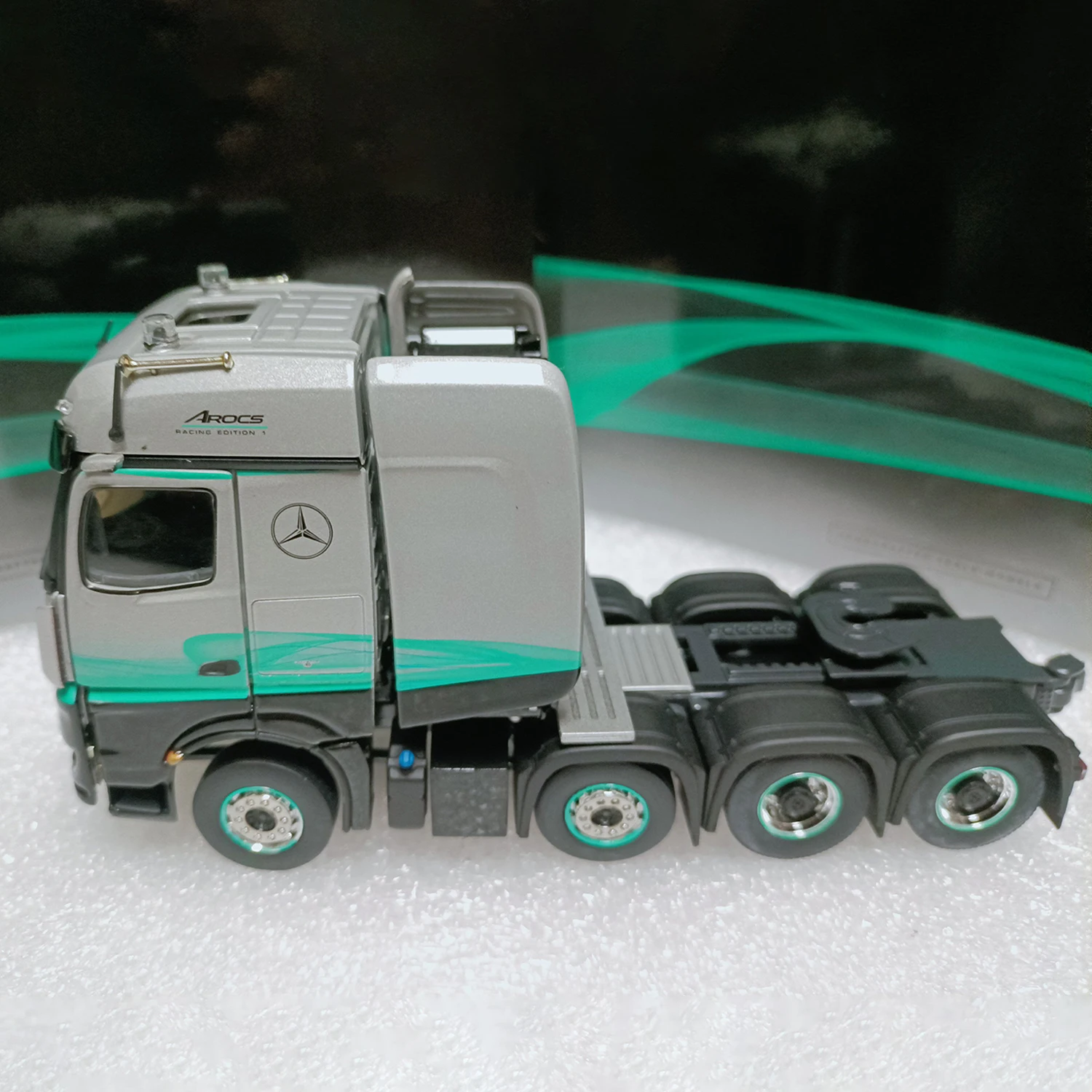 LMC 1:50 Scale Diecast Alloy Benz Arocs SLT BIGSPACE 8x4