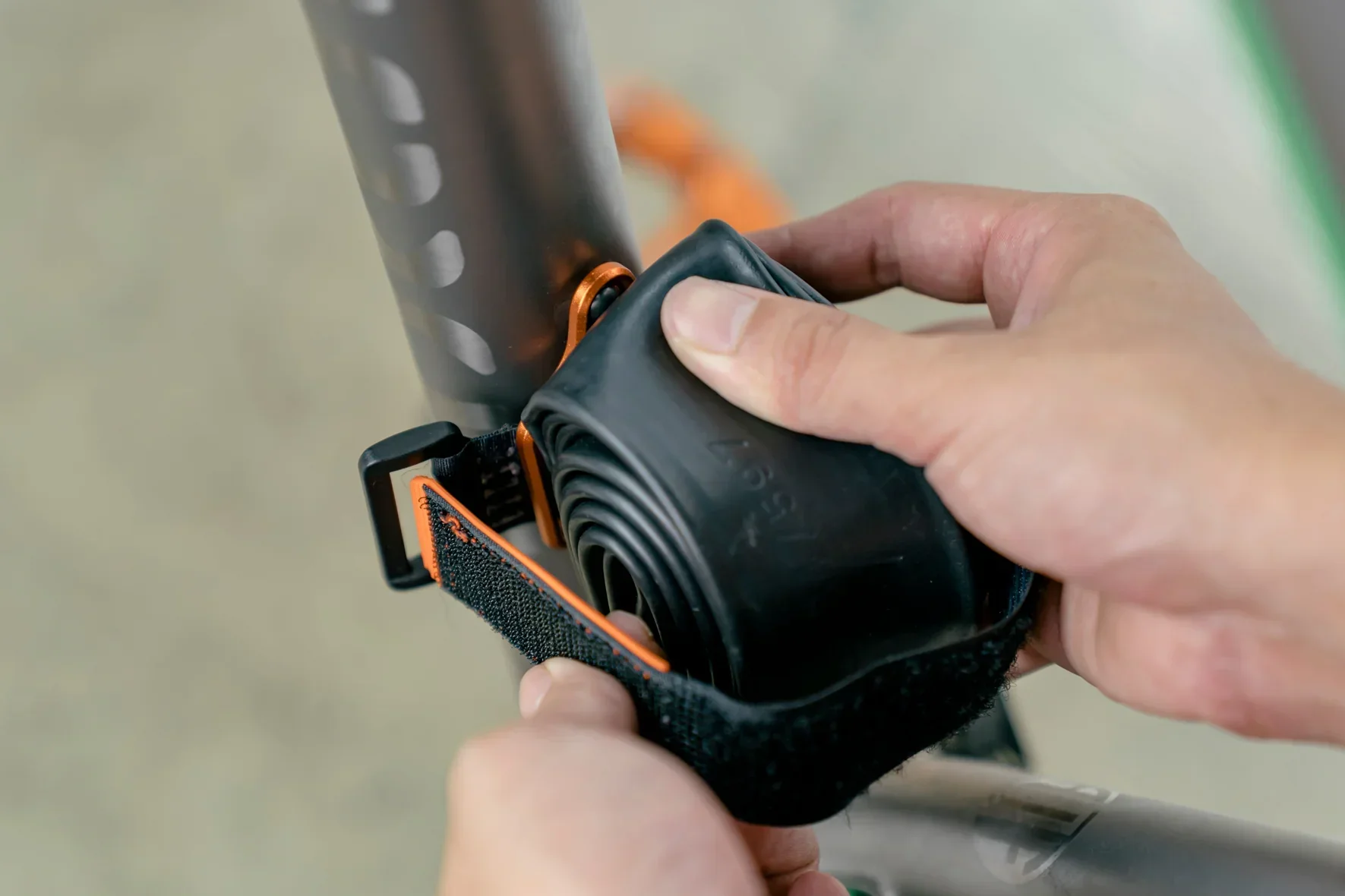 Portaledge de granito soporte ligero para botella de agua montaje con correa bicycle water bottle cage bicycle bottle holder water bottle holder
