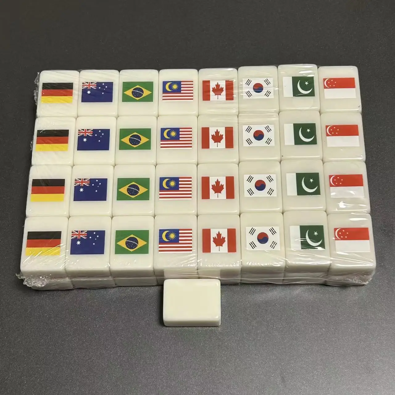64 Blocks Seaside Escape Mahjong Tile Game with Pattern of Flag Ball 1/2 Players Funny Parent Child Party Game Toy Gift ﻿