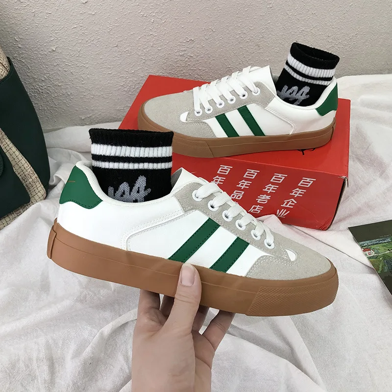 2022 Twitter Hot Sellers Women Sneakers Vulcanize Shoes Student Trainers Woman Casual Loafers Classics Flats Ladies High Quality