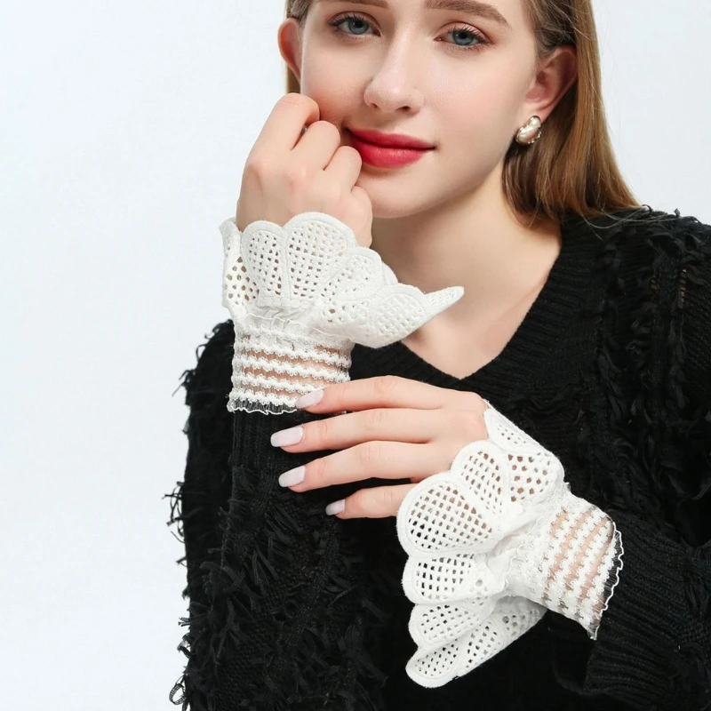 

Fairy Wrist Cuffs Detachable Elegant Wristband Flared Organ Pleated Ruffled False Lace Cuffs Sweater Wristband