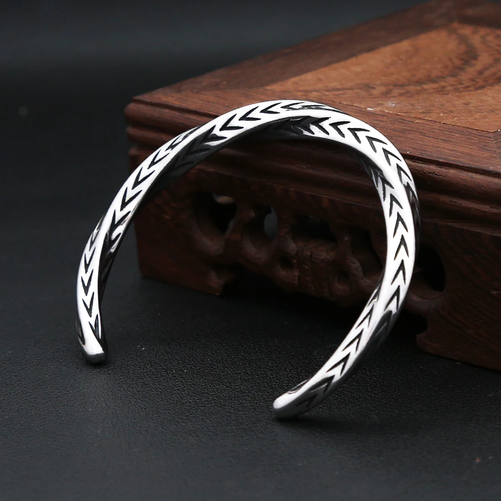 New Vintage 316L Stainless Steel Mobius Bracelet For Men Women Punk Hip Hop Opening Bangles Fashion Party Jewelry Dropshipping 4