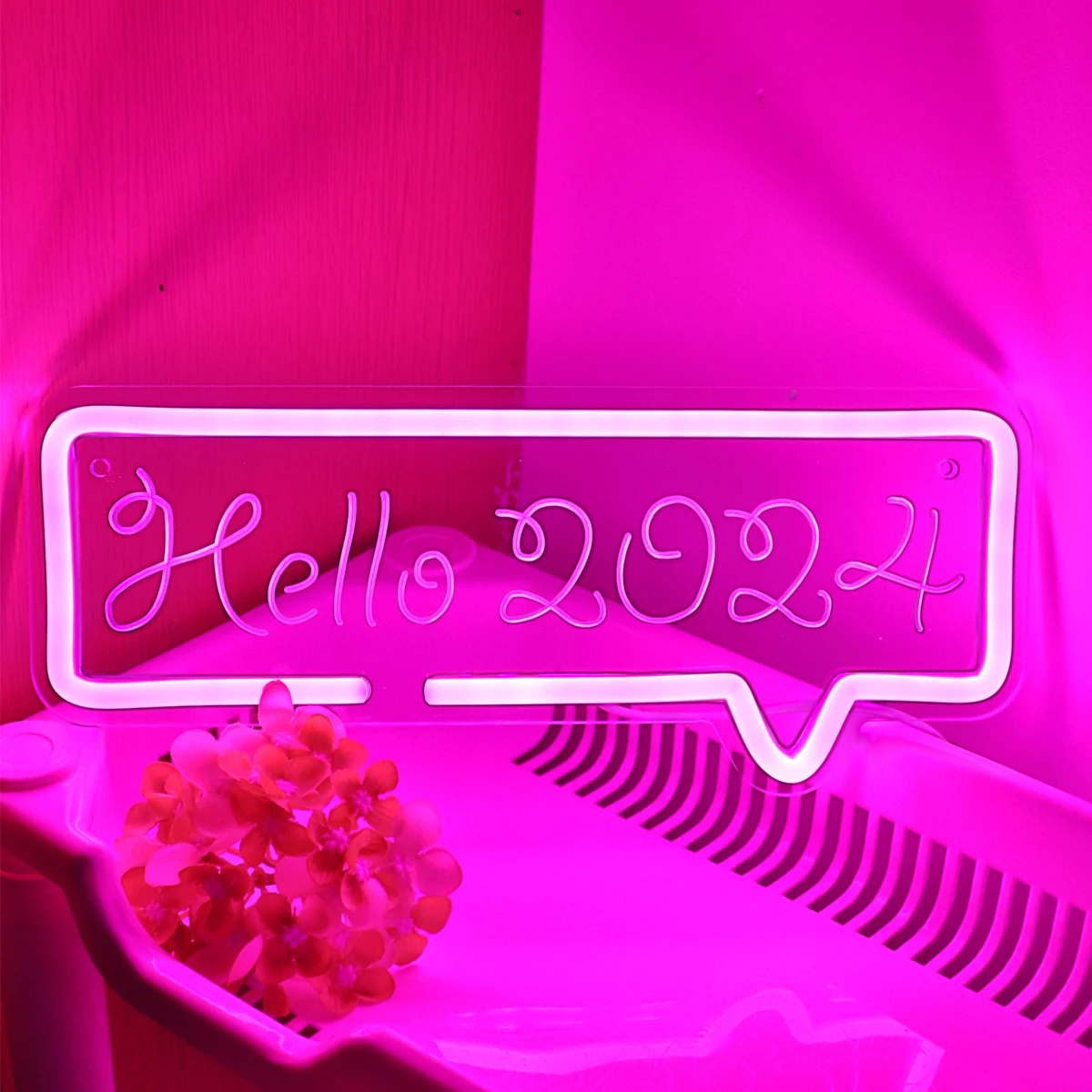 Рисунок 4 - искривленная буква Hello 2024 с