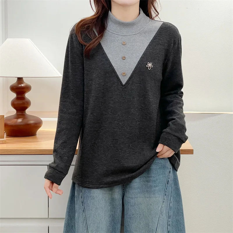 XXXXL Fashion Plus Size Woman Clothing T-Shirt New Autumn And Winter Casual Contrasting Color Fleece Warm Inner Top 8860