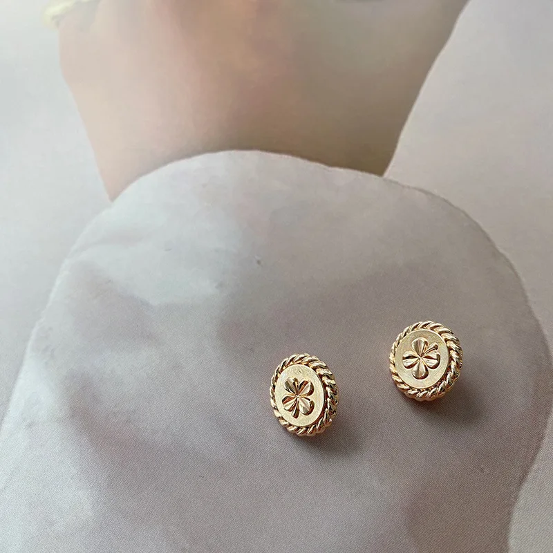 

women's button Sewing Accesso clothing rolled edge clover metal buttons shirt buttons female clothing sleeve collar buckle 10pcs