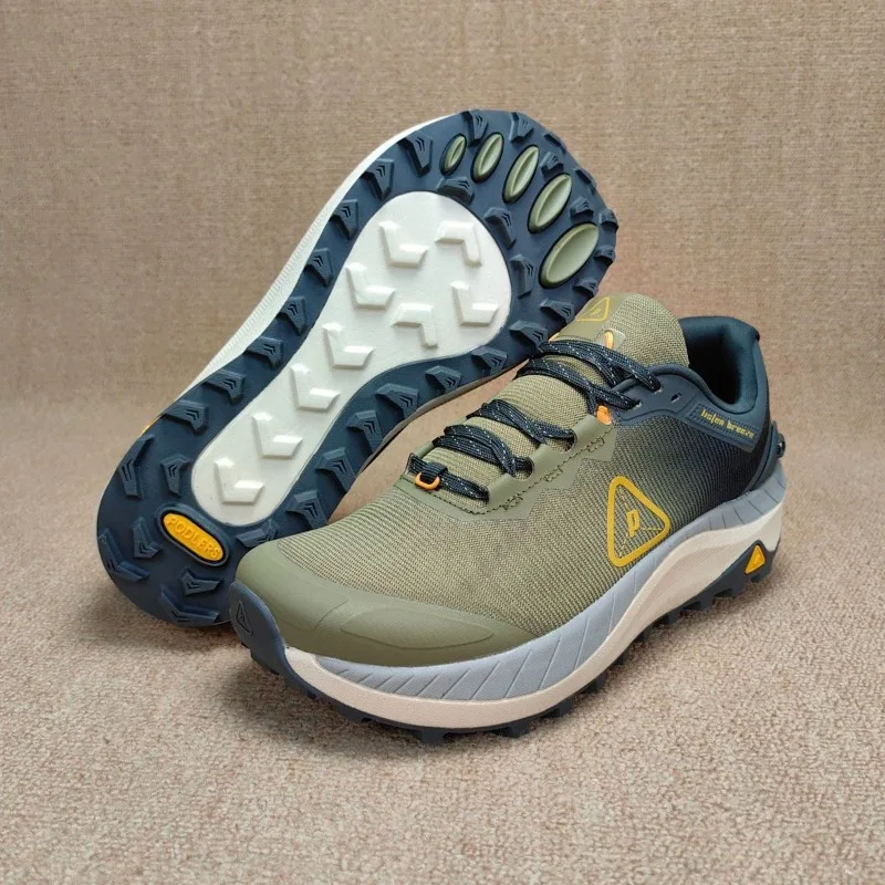 Classic Brand Comfortable Breath Walking Jogging Shoe Designer Wide Last Breath Running Trainers Sport Shoe Couples Running Shoe