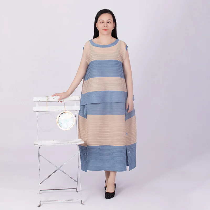 

New print contrast color fashion sleeveless loose top+ skirt pleated two-piece set