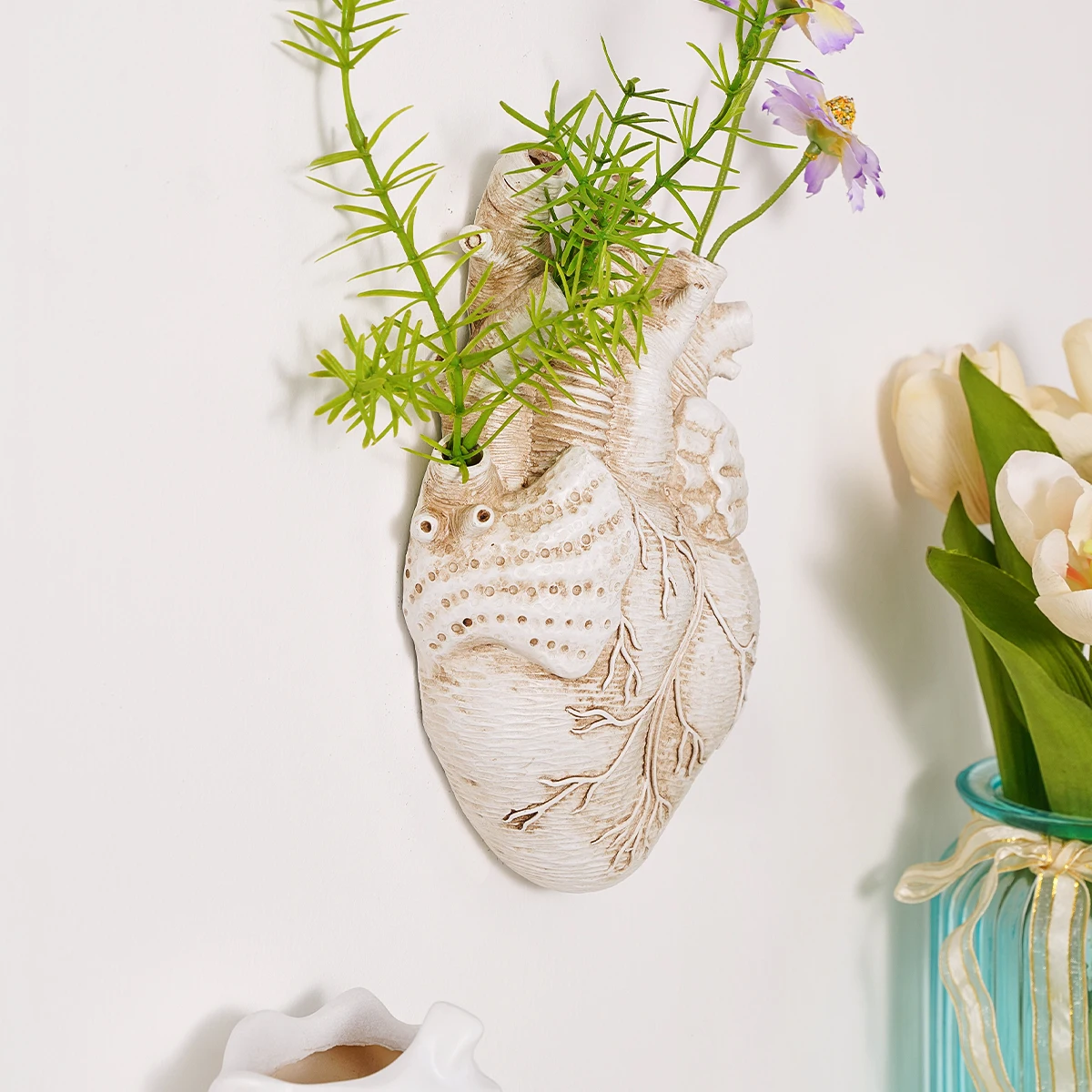 1PC, resin multi-color artificial flat heart hydroponic ornament, used for home, courtyard, porch and other home decoration