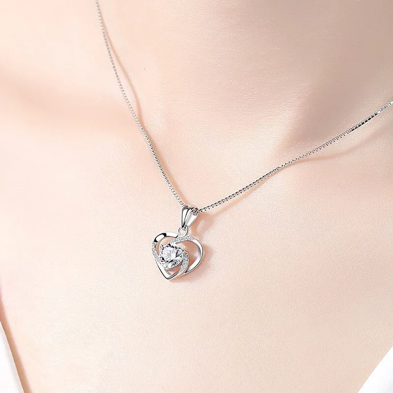 PlatiNum Necklace - Packaging and certification