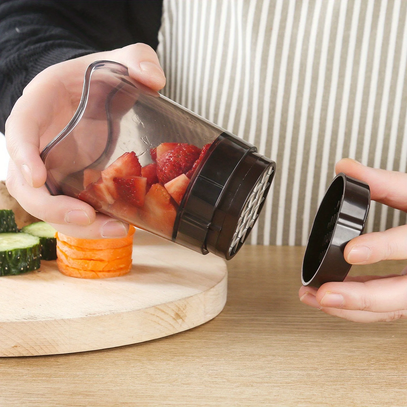 Vegetable and Fruits Slicing Cup, Strawberry Slicer, Banana Slicing, Multifunctional Kitchen Gadget