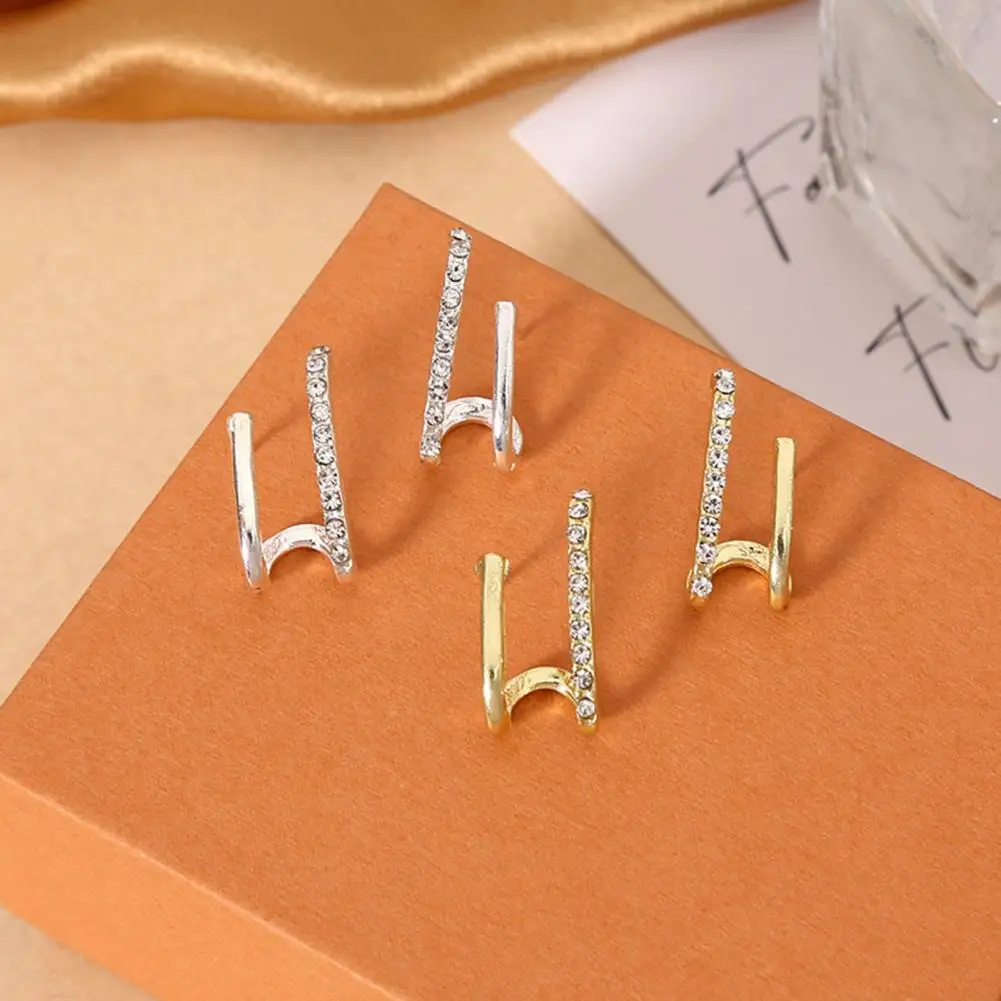 

Urban Glamour Earrings Spiral Twist Stud Double Hoop Earrings Set for Single Piercing Faux Illusion Huggie Hoops for Mom