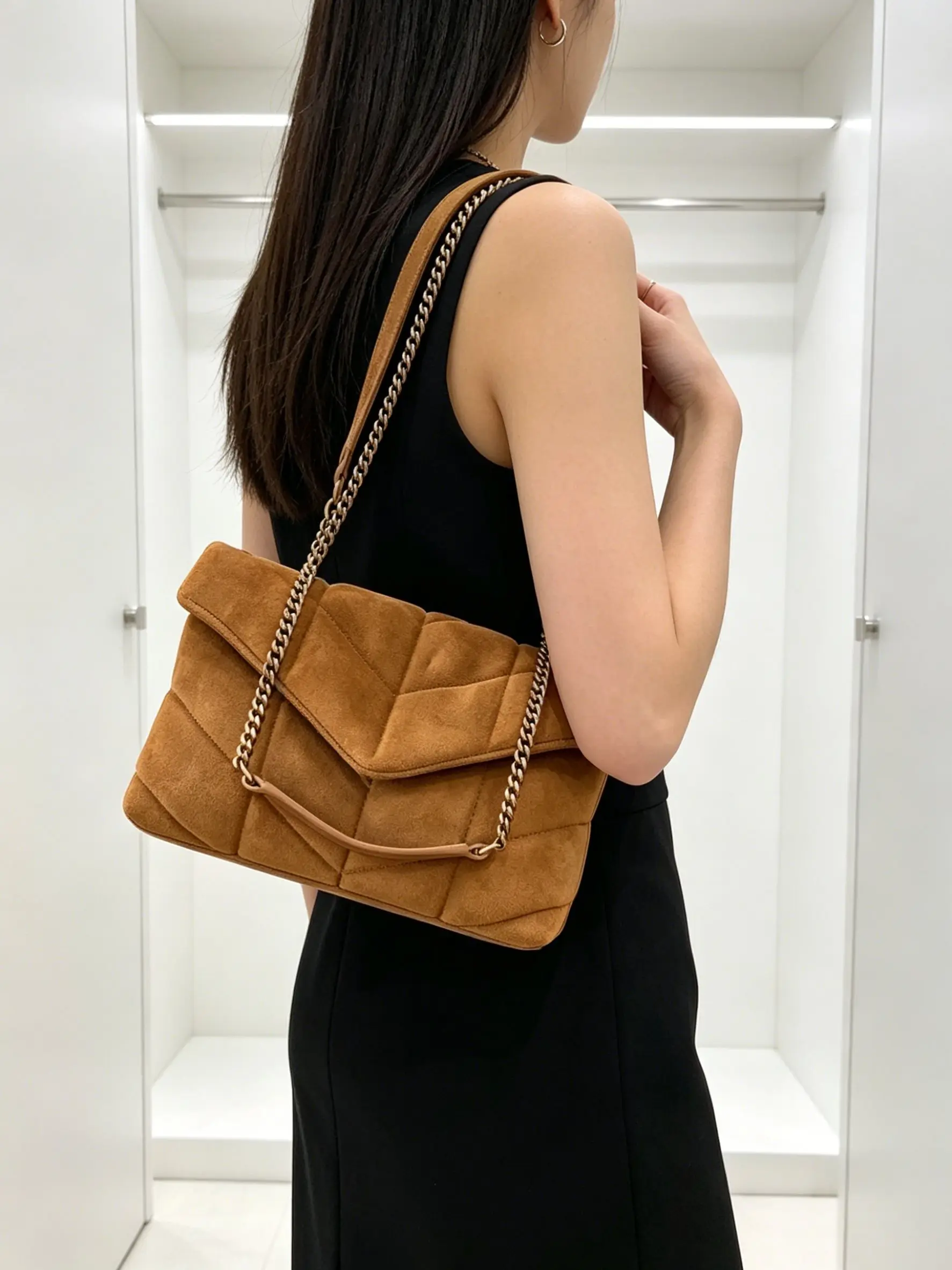 Retro-Style Luxury Suede Shoulder Bag for Women, New Style, Versatile Chain Crossbody Bag, Women's Underarm Wallet