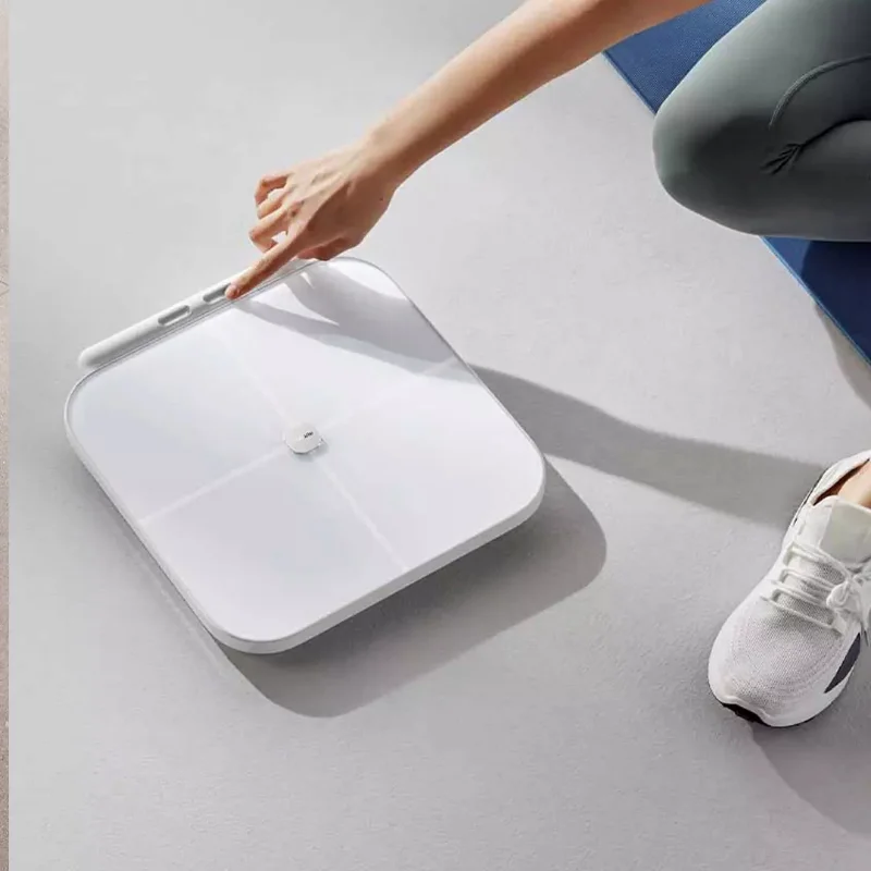 Xiaomi Intelligent Body Fat Scale High Precision Electronic Scale WIFI / Bluetooth Double Link Eight Electrode Home Weight smart weighing scale
