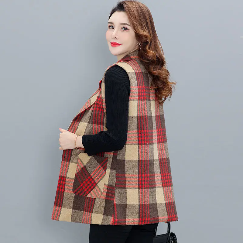 Women Spring and Autumn Fashion New Suit Collar Coat Plaid Button Pockets Splicing Leisure Versatile Mid-length Sleeveless Vest