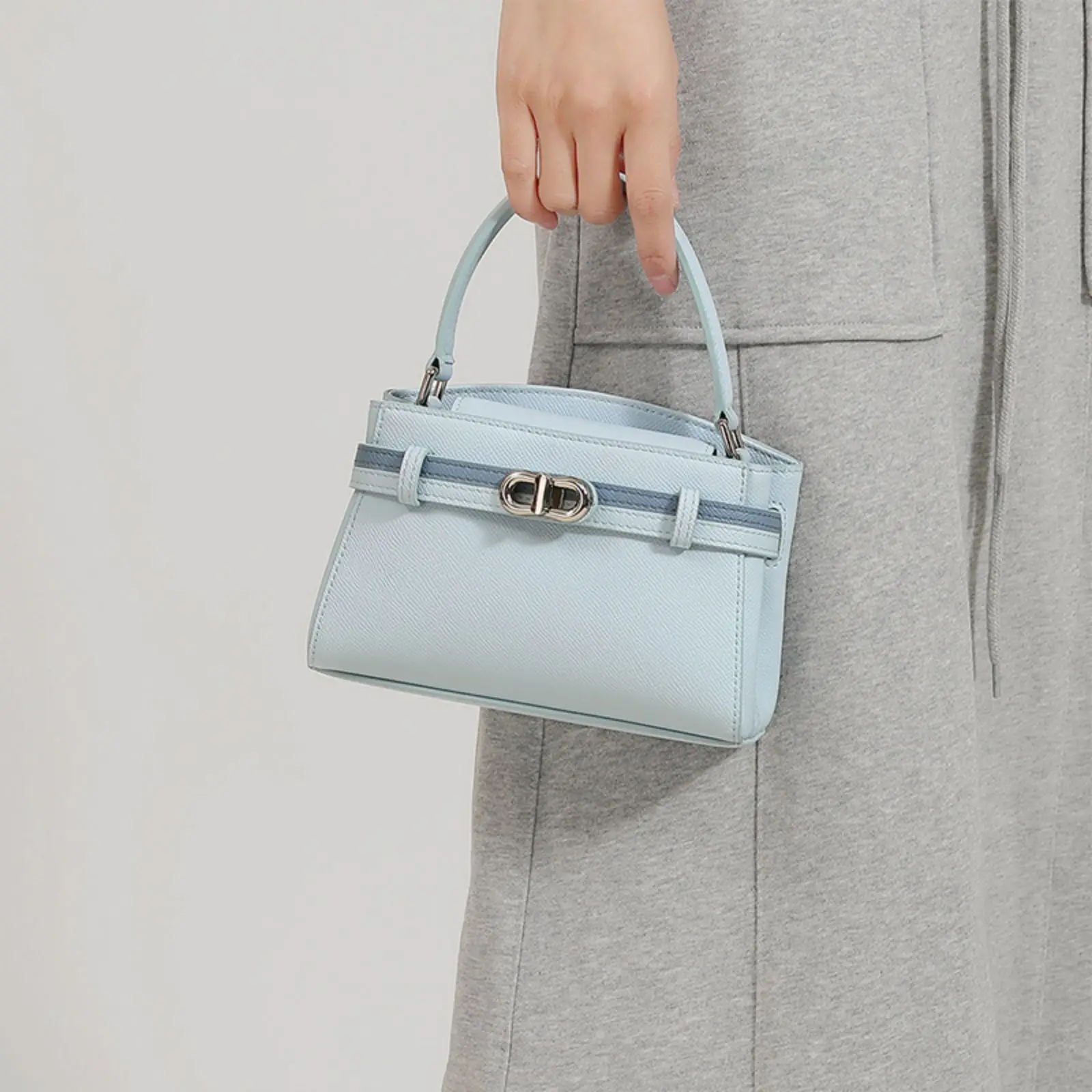 TOUTOU Women Handbag Original Sweet Girl Small Handbag High End Small Shoulder Bag Fashion Luxury Designer Handbag Female