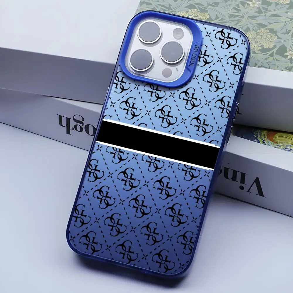 Luxury Silver Shell Phone Case with Stylish Letter Design