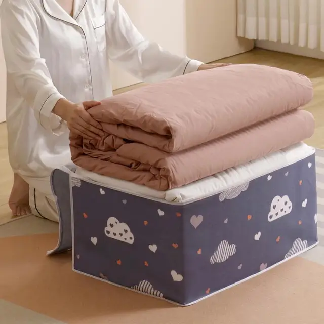 대용량 방습 정리함으로 이불과 의류를 깔끔하고 안전하게 보관하세요.
