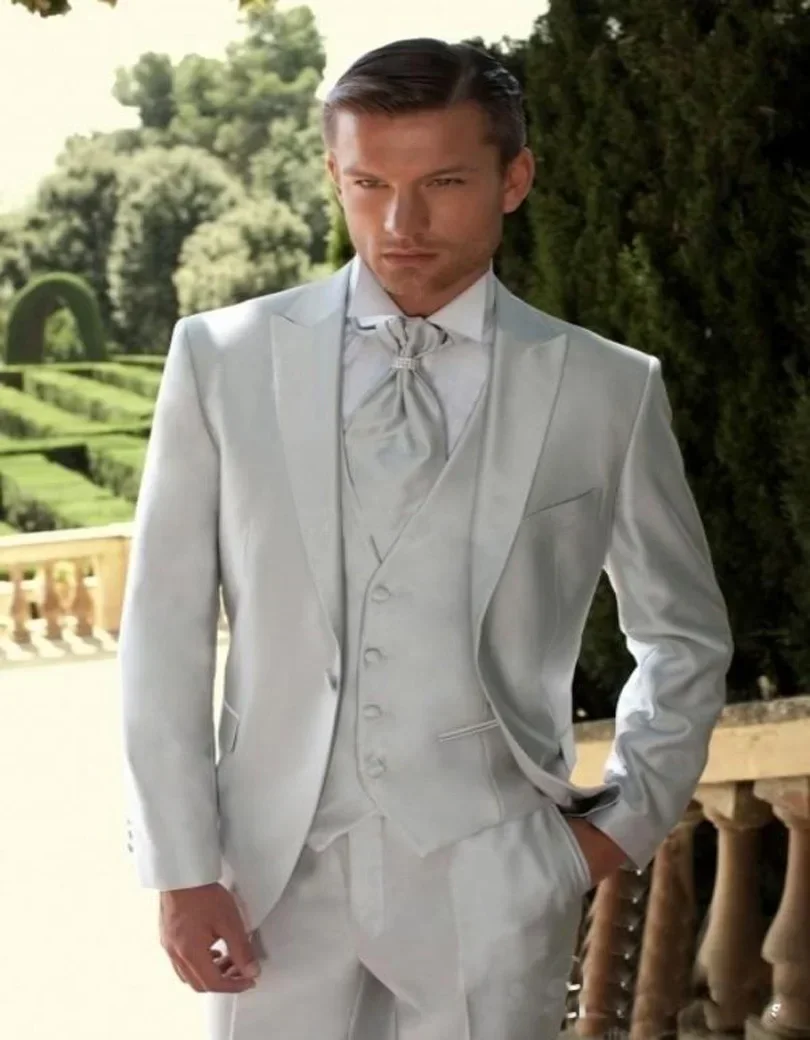 Italian Style Wihte Satin Suits For Men Gentle Formal Wedding Mens Suits 3 Piece Slim Fit Groom Tuxedo Prom Blazer Costume Homme