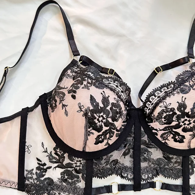 Embroidery Lingerie Set 6