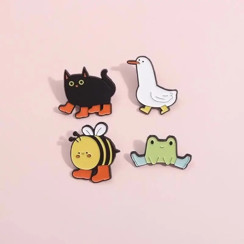 Броши ПINSALOT с животными