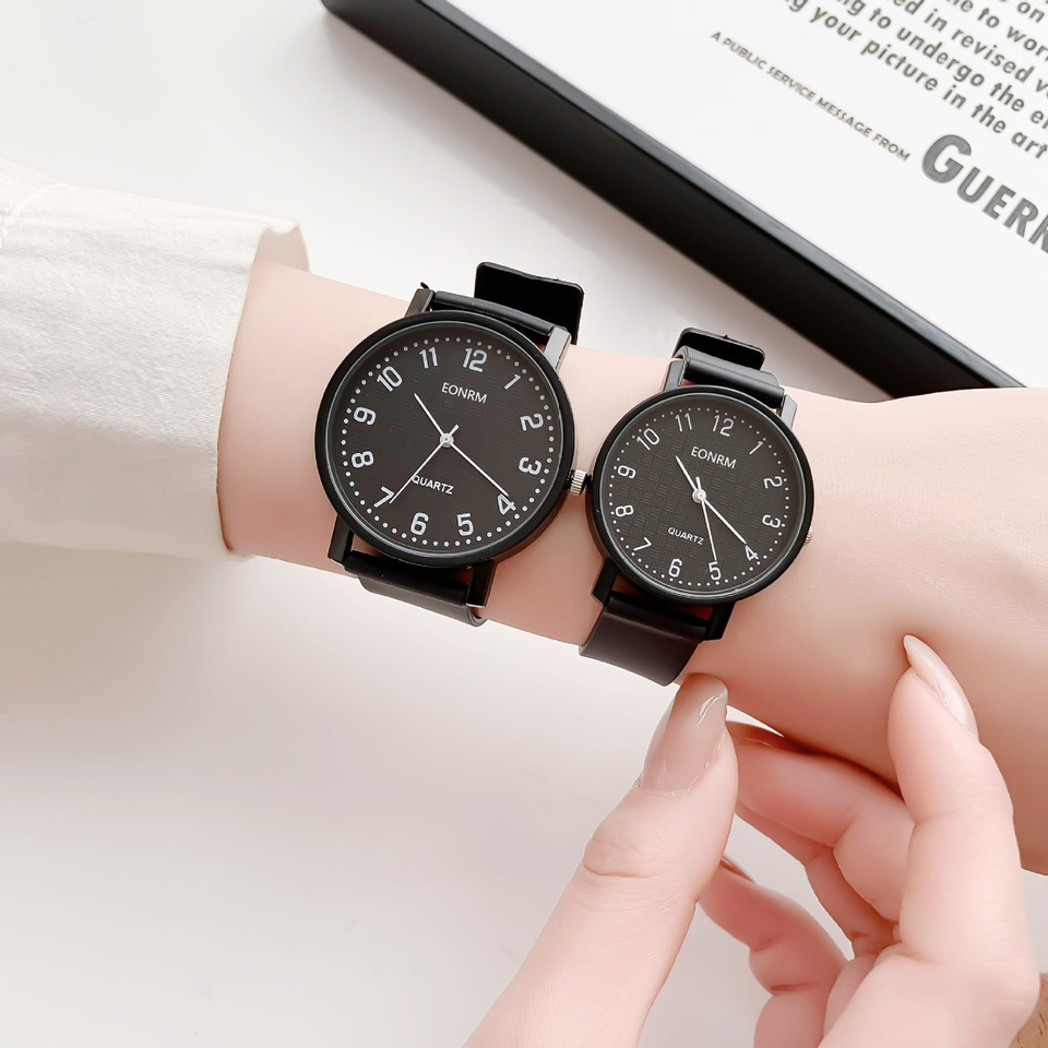 Fashion Women's Wristwatch Simple Black White Men Quartz Watch Silicone Strap Wristwatch Big Dial Woman Minimalist Lovers Watch